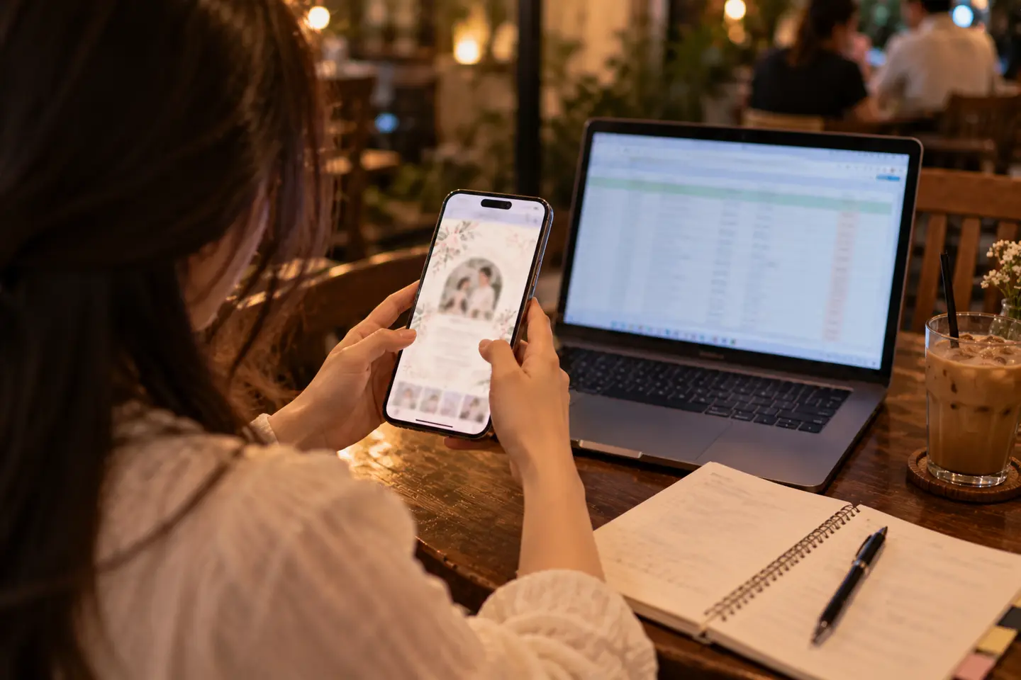 Gửi thiệp cưới online có tên khách mời từ điện thoại